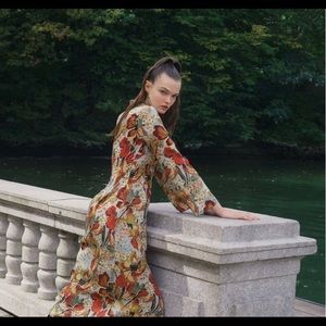 ZARA NWT SATIN EFFECT PRINT DRESS